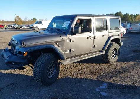 2018 Jeep Wrangler Unlimited Sahara 4X4 из США, поврежденный, VIN 1C4HJXEG2JW247016
